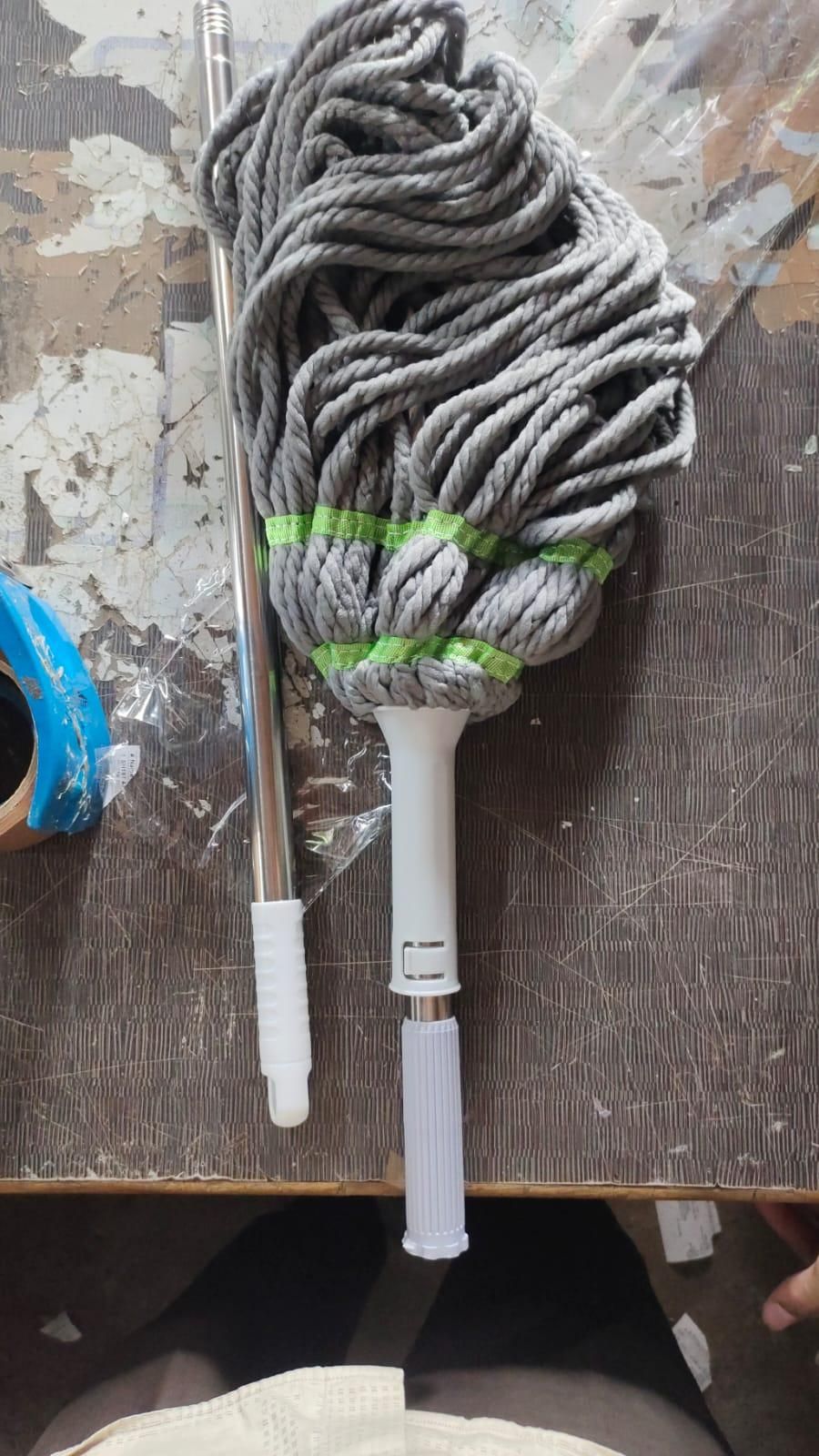 Easy Squeeze Twist Mop