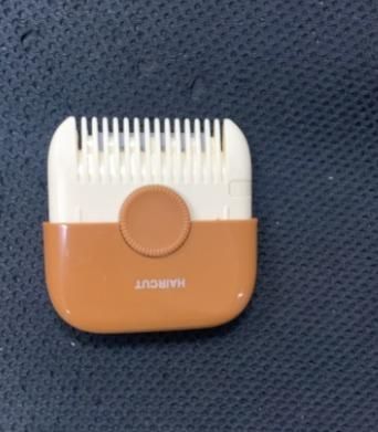 Hair Clipper And Hair Comb Trimming